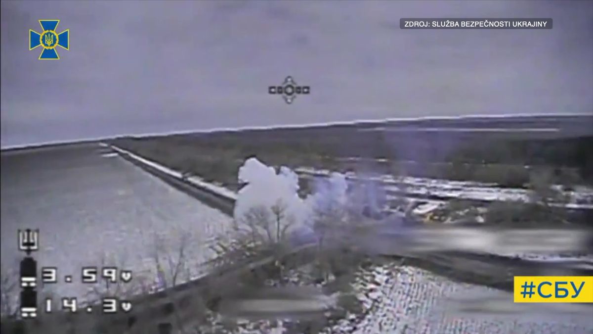 Přímo do „zetka“. Ukrajinský dron zasáhl známý ruský raketomet